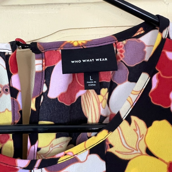 Who What Wear Multicolor Floral Dress - Picture 2 of 3